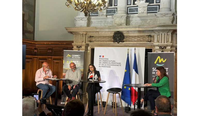 ЭЛЧИН САЙД У.НЯМХҮҮ “SOMMET DE L’ÉLEVAGE–2026” ҮЗЭСГЭЛЭНГИЙН МЭДЭЭЛЛИЙН ХУРАЛД ОРОЛЦОВ